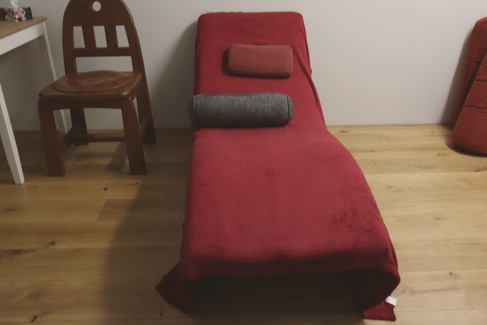 Massageliege im Studio Soham Yoga